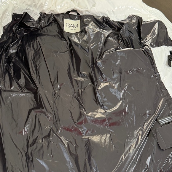 SAM. White Quilted Puffer Jacket with High Collar - Picture 7 of 8